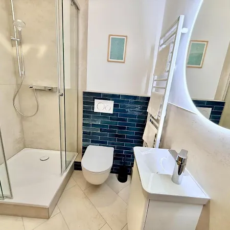 Kajuete, Direkt Am Kurpark